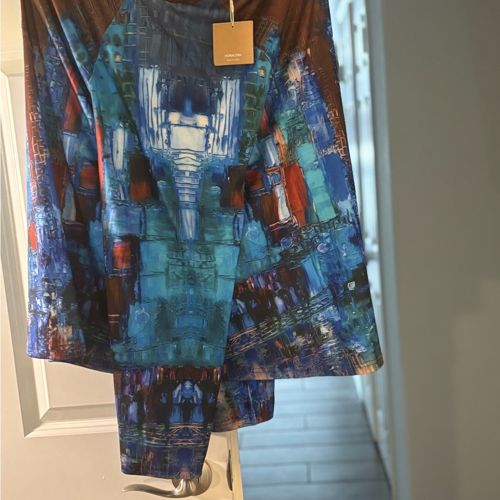Vibrant Multicolor Top - Picture 3 of 9